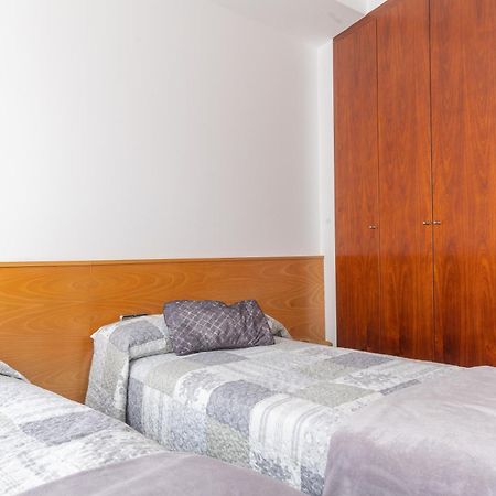 Mazi Apartments Colon Vic Bagian luar foto