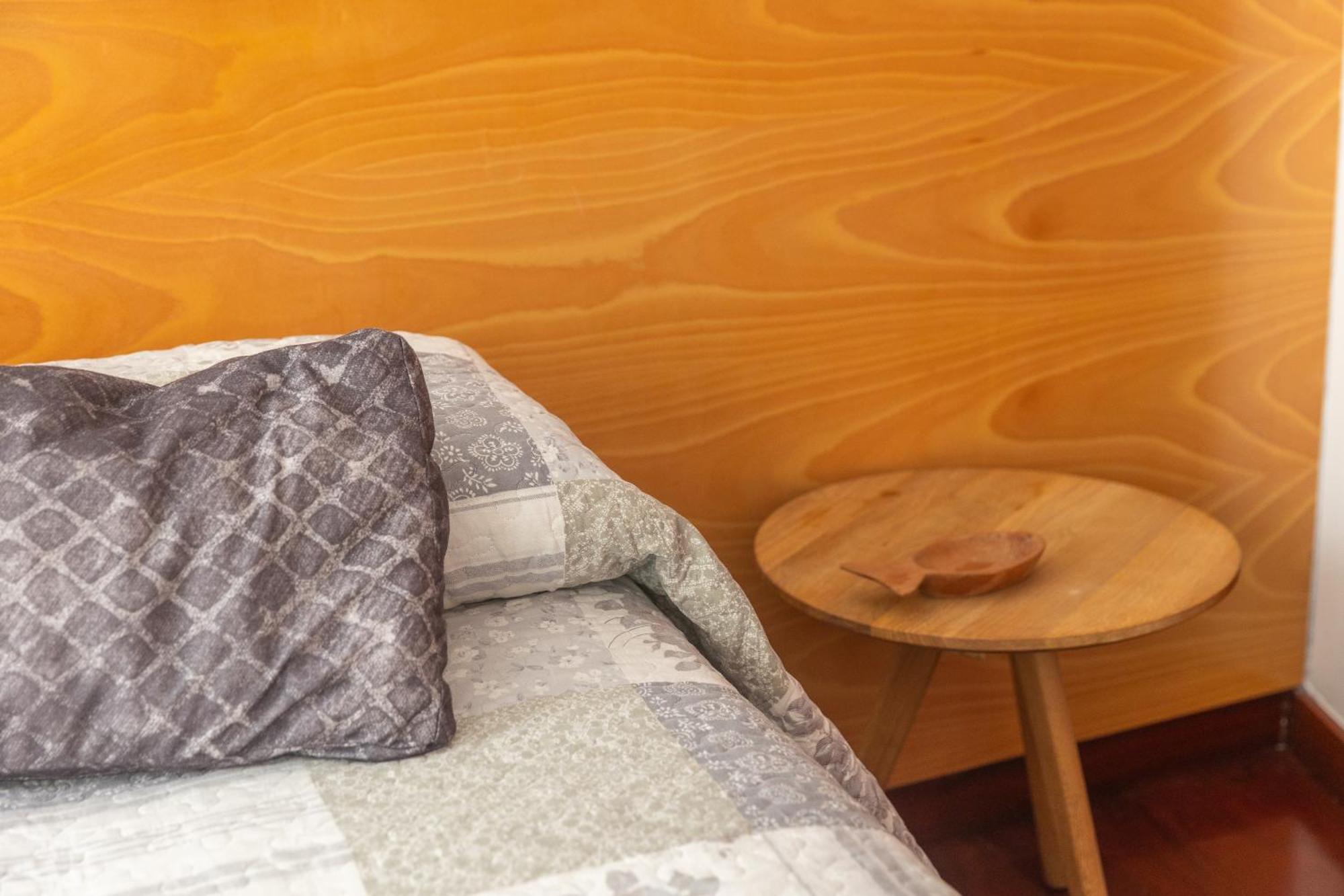 Mazi Apartments Colon Vic Bagian luar foto