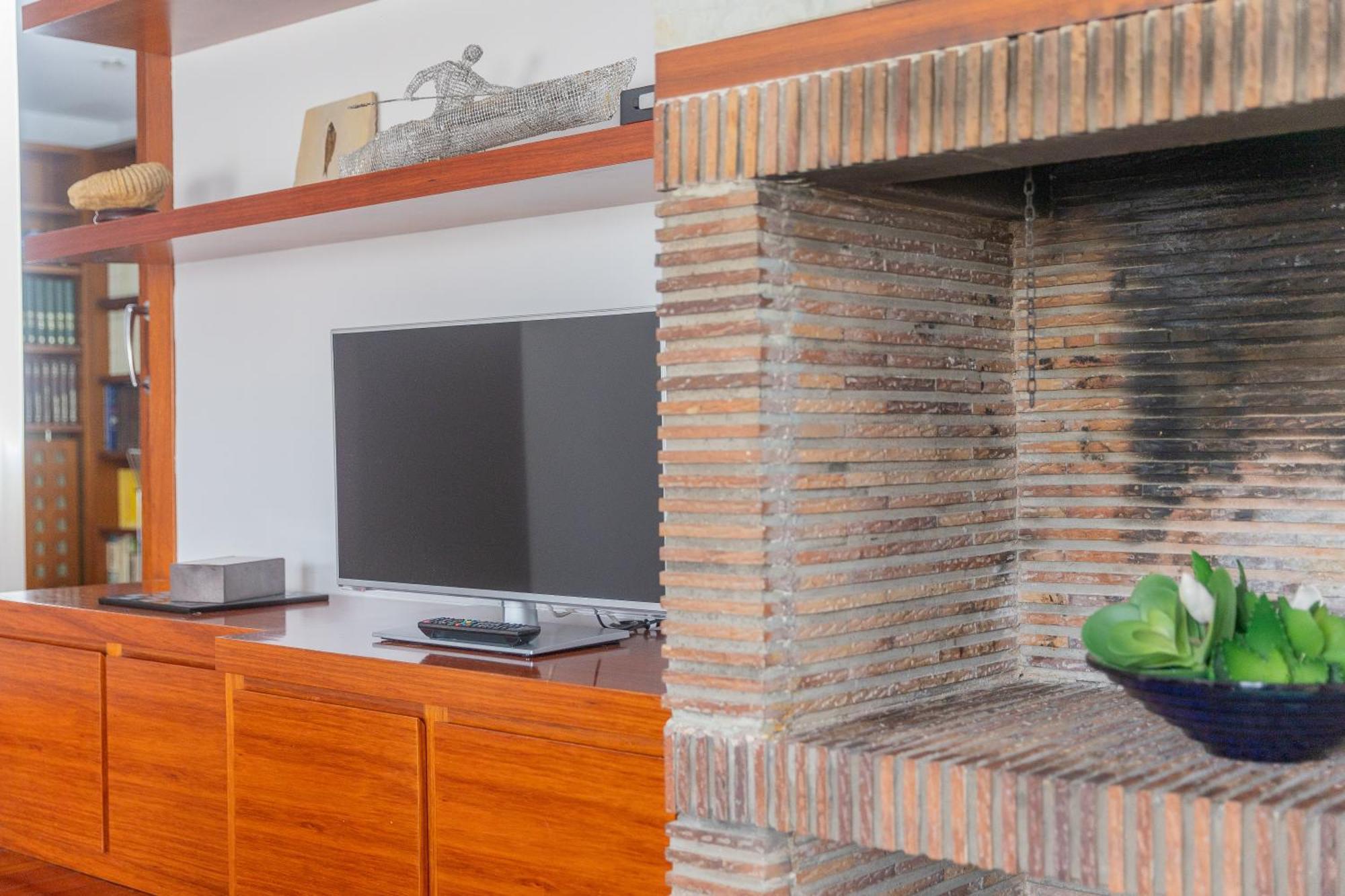 Mazi Apartments Colon Vic Bagian luar foto