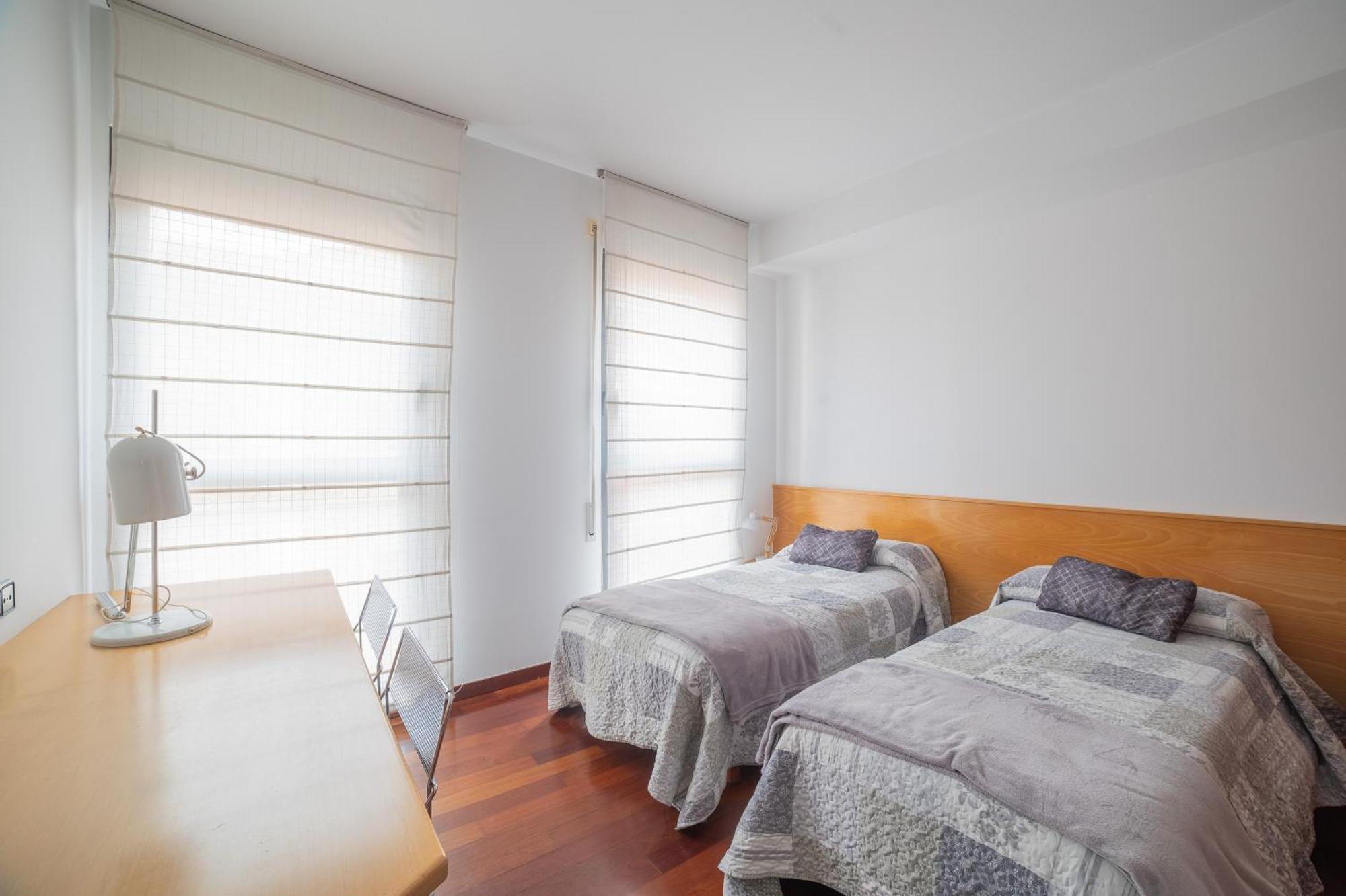 Mazi Apartments Colon Vic Bagian luar foto
